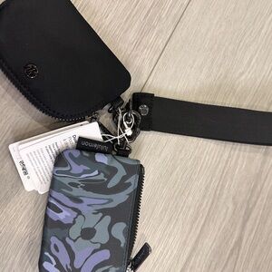 Lululemon dual pouch wristlet
